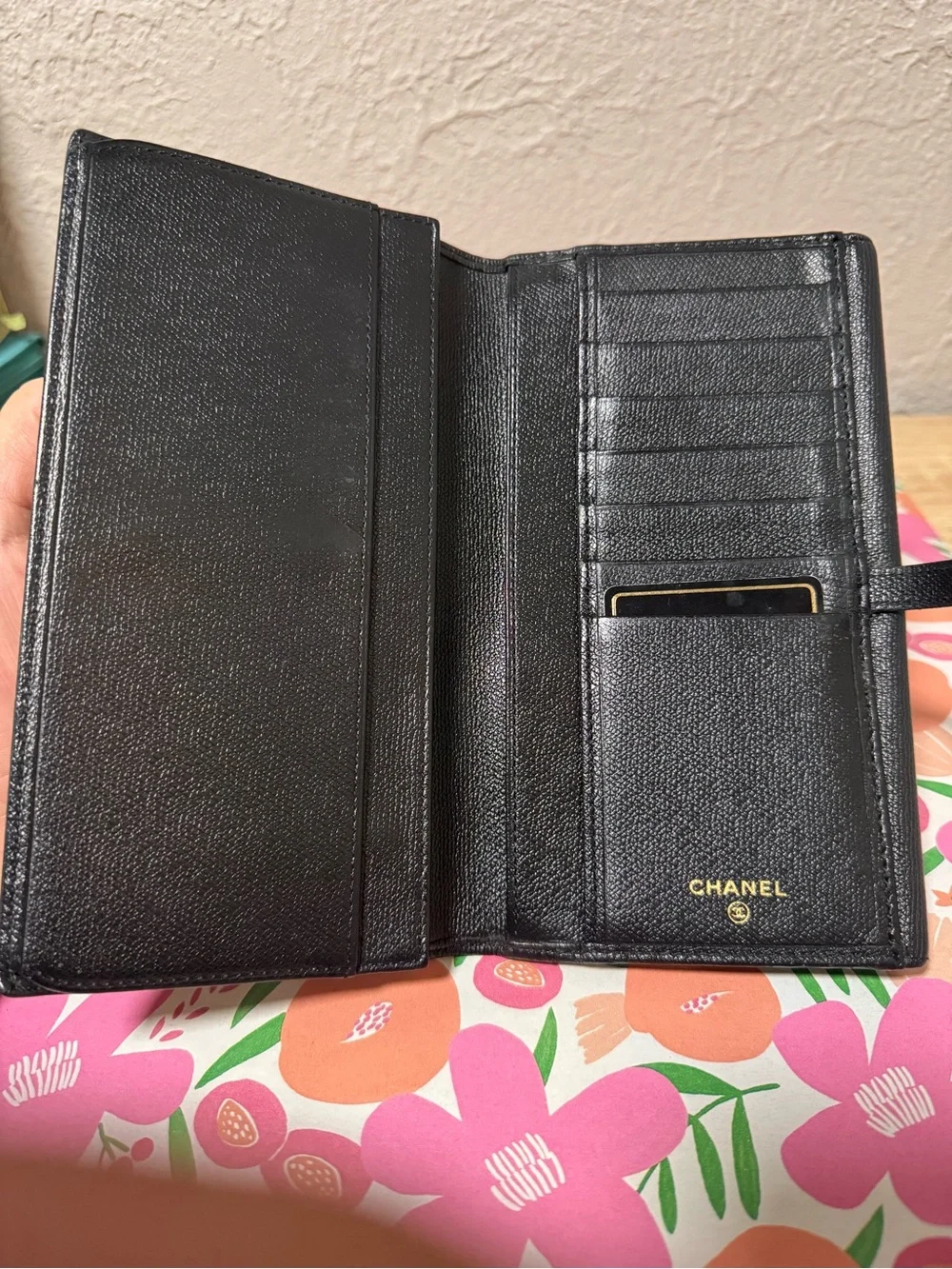 CHANEL luxury wallet